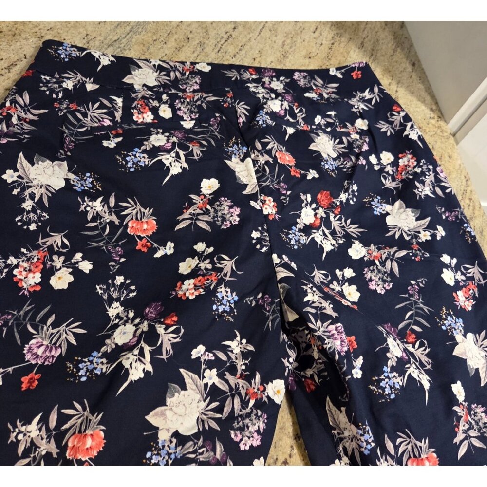 Lane Bryant Women Sz 20W The Allie Capri Floral Print Ruffle Hem 40x24" - Picture 13 of 15